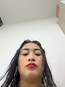 Snapshot of Tatiana123_ chatting on July 1, 2026, 12:00 am Tatiana123 online show from July 1, 2026, 12:00 am