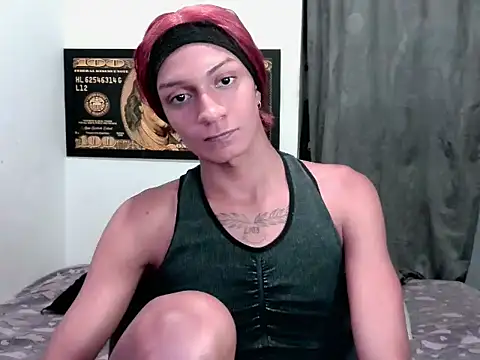 Snapshot of Alexxasexy chatting on July 16, 2026, 8:17 pm Alexxasexy online show from July 16, 2026, 8:17 pm