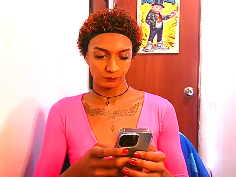 Snapshot of Alexxasexy chatting on June 18, 2026, 7:52 pm Alexxasexy online show from June 18, 2026, 7:52 pm