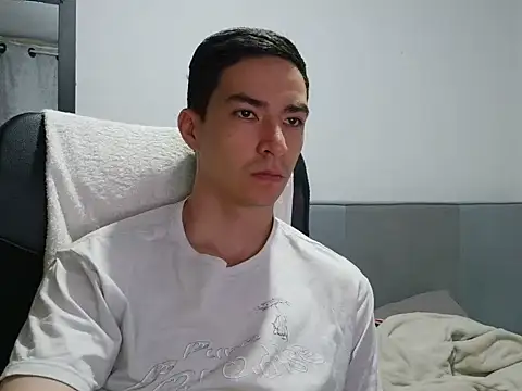 Dan Hottie online show from June 4, 2026, 8:02 pm
