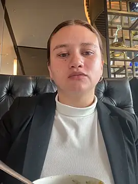 Snapshot of Sami_ferrer chatting on May 16, 2026, 5:34 pm Sami ferrer online show from May 16, 2026, 5:34 pm