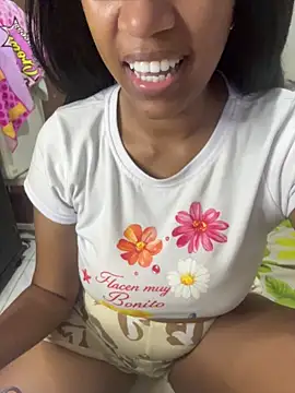 Snapshot of CandyDollXXX chatting on May 19, 2026, 6:59 pm CandyDollXXX online show from May 19, 2026, 6:59 pm