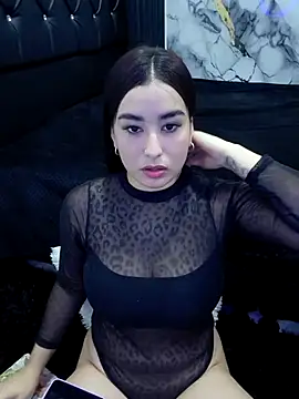 MiaReinig09 online show from May 20, 2026, 5:54 pm
