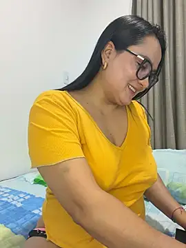 Snapshot of rousee69_ chatting on May 27, 2026, 2:52 am rousee69 online show from May 27, 2026, 2:52 am