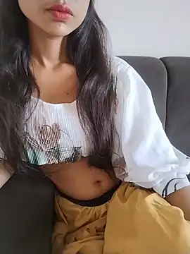 Snapshot of neha_singh0 chatting on July 2, 2026, 5:35 am neha singh0 online show from July 2, 2026, 5:35 am