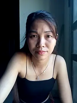 Snapshot of Suly-sweet chatting on May 14, 2026, 2:52 am Suly-sweet online show from May 14, 2026, 2:52 am