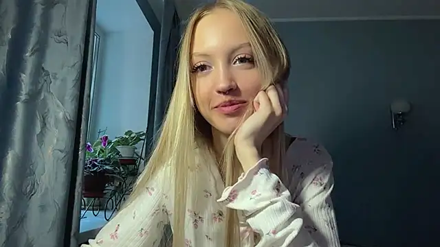Snapshot of NievesHackey chatting on May 18, 2026, 2:22 pm NievesHackey online show from May 18, 2026, 2:22 pm