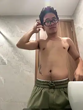 TienMinh233 online show from June 5, 2026, 11:38 am