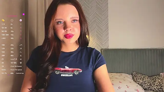 Snapshot of aminaliven chatting on May 26, 2026, 4:27 pm aminaliven online show from May 26, 2026, 4:27 pm