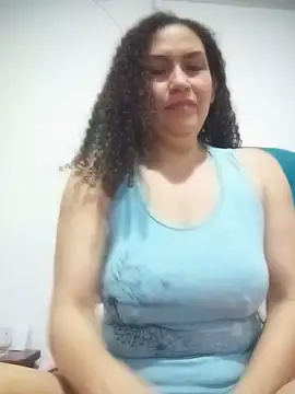 Snapshot of paulett15 chatting on May 15, 2026, 2:31 am paulett15 online show from May 15, 2026, 2:31 am