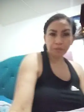 Snapshot of paulett15 chatting on July 14, 2026, 1:50 pm paulett15 online show from July 14, 2026, 1:50 pm