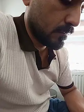 Snapshot of kalender3558 chatting on August 9, 2026, 12:44 pm kalender3558 online show from August 9, 2026, 12:44 pm