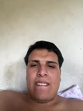 Snapshot of alexerdiego chatting on July 13, 2026, 9:14 pm alexerdiego online show from July 13, 2026, 9:14 pm