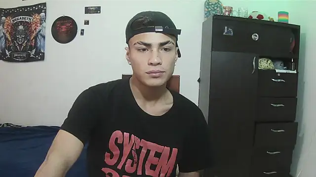 Snapshot of Fenix_hardcock chatting on June 10, 2026, 4:41 pm Fenix hardcock online show from June 10, 2026, 4:41 pm