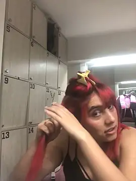 -Nataly online show from May 22, 2026, 1:58 am