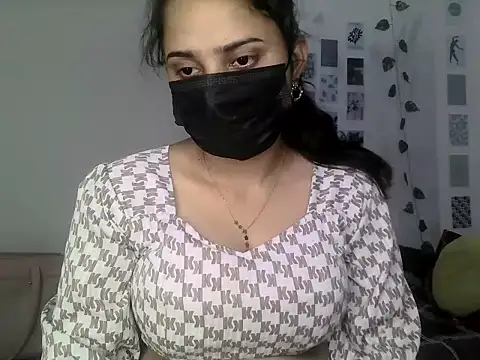 priyanks sharma37 online show from May 17, 2026, 5:51 am