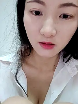 YO-yo-01 online show from May 16, 2026, 8:02 am
