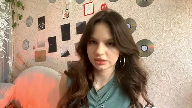 Snapshot of CarleenColley chatting on May 24, 2026, 10:26 am CarleenColley online show from May 24, 2026, 10:26 am