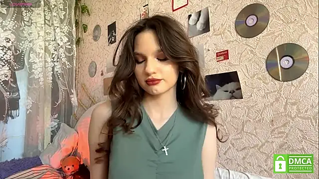 Snapshot of CarleenColley chatting on May 25, 2026, 8:24 am CarleenColley online show from May 25, 2026, 8:24 am