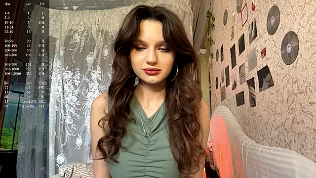Snapshot of CarleenColley chatting on May 31, 2026, 11:27 am CarleenColley online show from May 31, 2026, 11:27 am