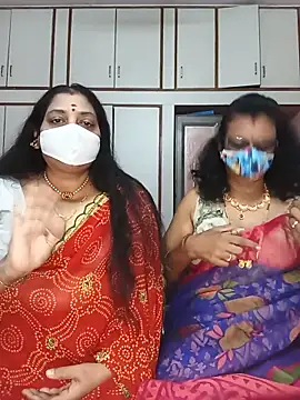 Snapshot of Kannada_telugu_lesbians chatting on May 26, 2026, 6:33 am Kannada telugu lesbians online show from May 26, 2026, 6:33 am