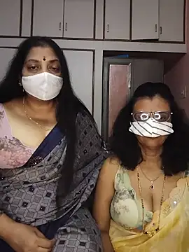Snapshot of Kannada_telugu_lesbians chatting on May 30, 2026, 2:18 am Kannada telugu lesbians online show from May 30, 2026, 2:18 am