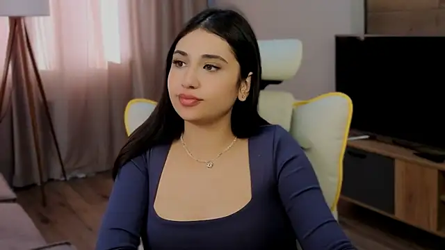 Snapshot of honeylanaa chatting on June 8, 2026, 4:35 am honeylanaa online show from June 8, 2026, 4:35 am