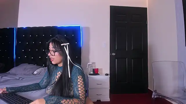 Piffyx online show from May 19, 2026, 12:12 pm
