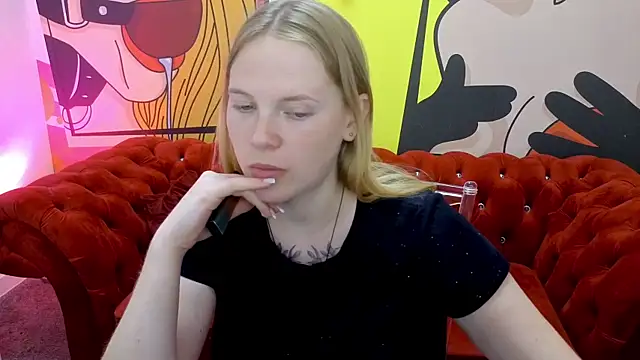 Snapshot of NikkyReyyy chatting on July 8, 2026, 5:52 am NikkyReyyy online show from July 8, 2026, 5:52 am