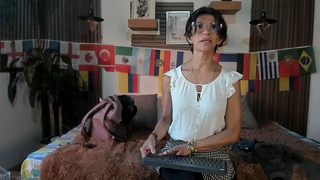 Evaa campbell online show from July 11, 2026, 12:27 pm