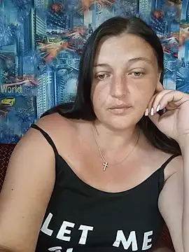 Snapshot of Angelina9612 chatting on July 16, 2026, 10:23 am Angelina9612 online show from July 16, 2026, 10:23 am