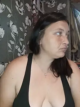 Snapshot of Angelina9612 chatting on July 2, 2026, 5:41 pm Angelina9612 online show from July 2, 2026, 5:41 pm