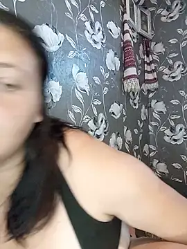 Snapshot of Angelina9612 chatting on July 6, 2026, 8:32 am Angelina9612 online show from July 6, 2026, 8:32 am