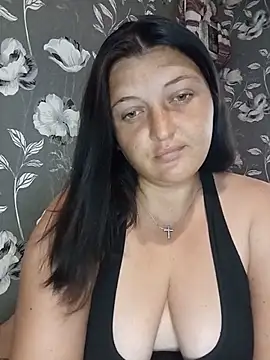Snapshot of Angelina9612 chatting on June 11, 2026, 10:12 am Angelina9612 online show from June 11, 2026, 10:12 am