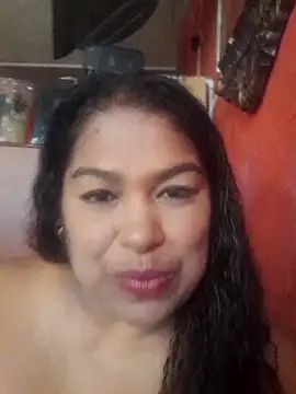 Snapshot of Megansquirt69 chatting on May 26, 2026, 2:48 pm Megansquirt69 online show from May 26, 2026, 2:48 pm