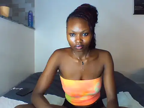 Snapshot of Lanita_Lata chatting on May 18, 2026, 7:40 pm Lanita Lata online show from May 18, 2026, 7:40 pm