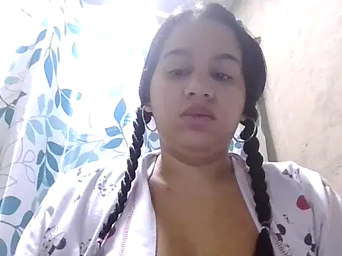 Snapshot of tifanny27 chatting on May 28, 2026, 1:06 pm tifanny27 online show from May 28, 2026, 1:06 pm