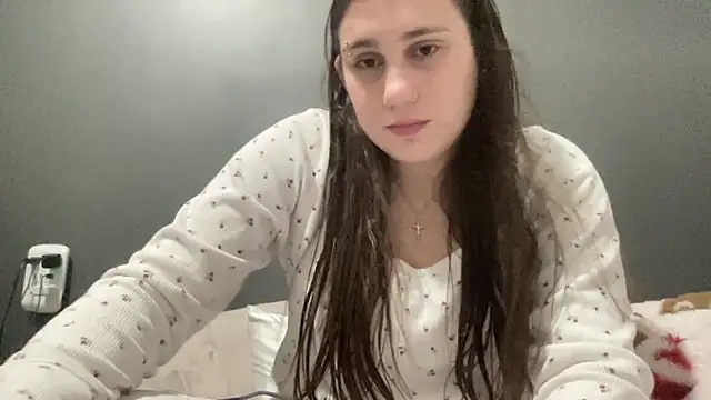 sexyitalian200 online show from July 14, 2026, 2:27 am