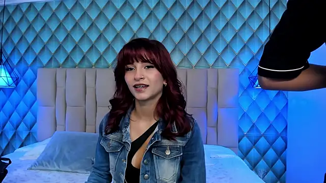 Snapshot of Sofia-Ethan chatting on July 1, 2026, 6:08 pm Sofia-Ethan online show from July 1, 2026, 6:08 pm