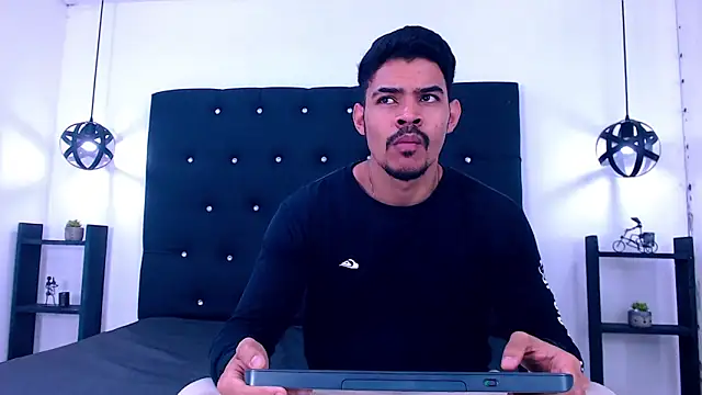 Snapshot of Dannesh_ chatting on May 21, 2026, 3:15 am Dannesh online show from May 21, 2026, 3:15 am