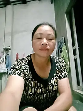 Elizabeo online show from July 6, 2026, 10:23 pm