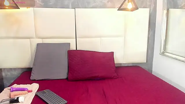Snapshot of samm_angel chatting on June 25, 2026, 2:33 pm samm angel online show from June 25, 2026, 2:33 pm