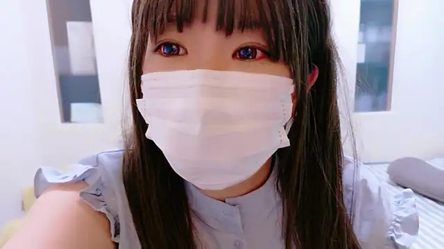 Mafuyu 0x0 online show from June 17, 2026, 4:28 pm
