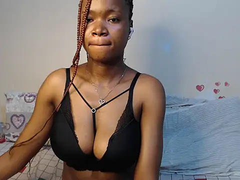Snapshot of sweet_cheryl chatting on June 27, 2026, 5:35 am sweet cheryl online show from June 27, 2026, 5:35 am