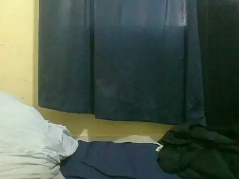 naughty-slender online show from May 21, 2026, 7:28 am