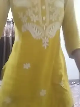 Snapshot of Yoga_Session chatting on July 4, 2026, 5:17 pm Yoga Session online show from July 4, 2026, 5:17 pm