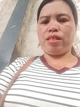 Snapshot of -Yeyi- chatting on May 30, 2026, 9:37 am -Yeyi- online show from May 30, 2026, 9:37 am