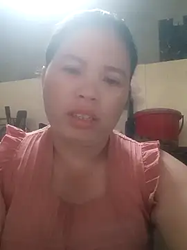 Snapshot of -Yeyi- chatting on May 24, 2026, 10:37 am -Yeyi- online show from May 24, 2026, 10:37 am