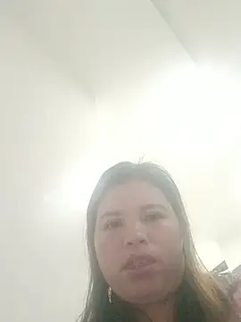 Snapshot of -Yeyi- chatting on May 21, 2026, 2:14 pm -Yeyi- online show from May 21, 2026, 2:14 pm