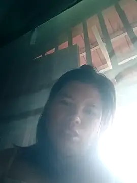 Snapshot of -Yeyi- chatting on May 24, 2026, 10:42 pm -Yeyi- online show from May 24, 2026, 10:42 pm